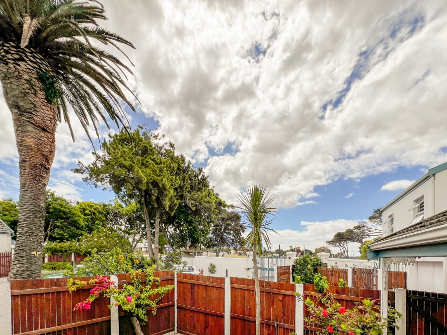 3 Bedroom Property for Sale in Bergvliet Western Cape